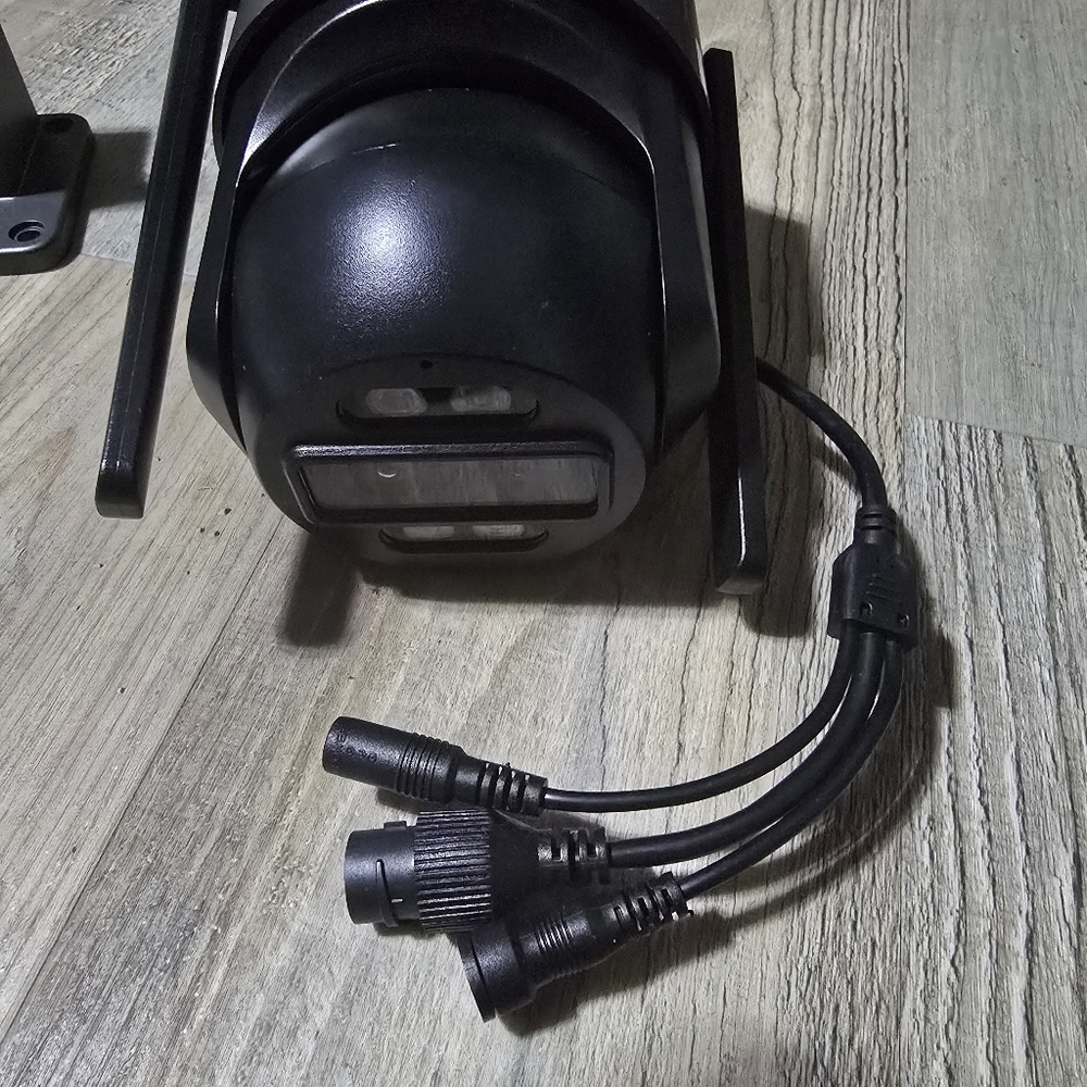 4k Dual Lens Wifi Security Camera - Picture 6 of 8